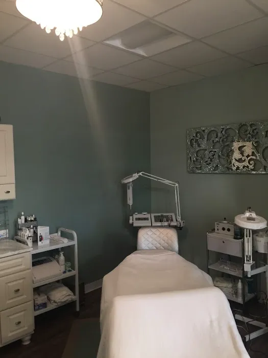 InStyle Salon and Spa Picture 10