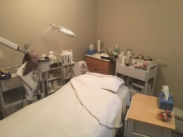 Leeann's Skin & Laser Center Picture 4