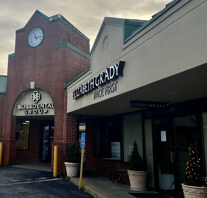 Elizabeth Grady Picture 1