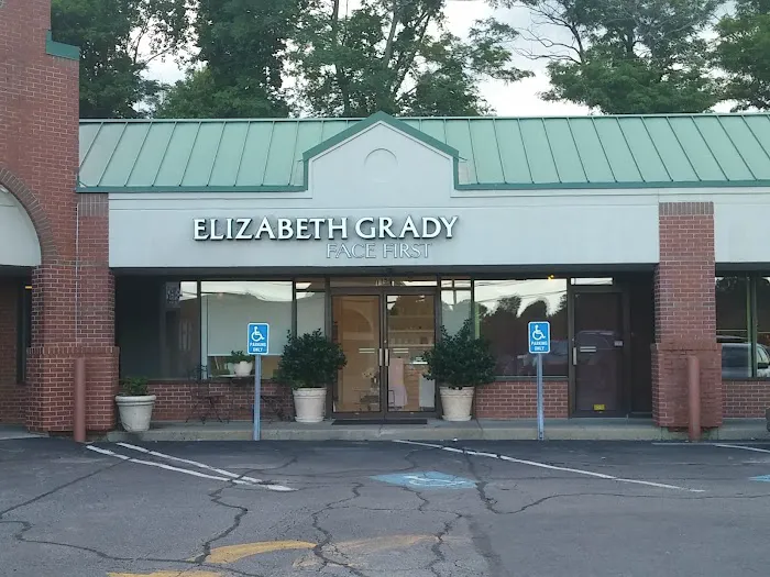 Elizabeth Grady Picture 2