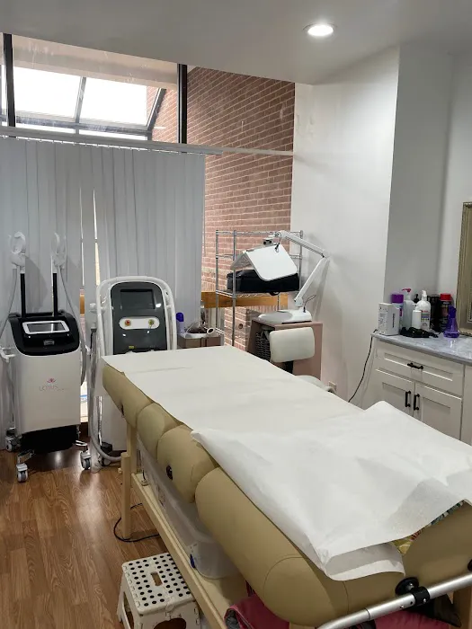 Clinica de Estética Ella's by Tatiane Nogueira Picture 1