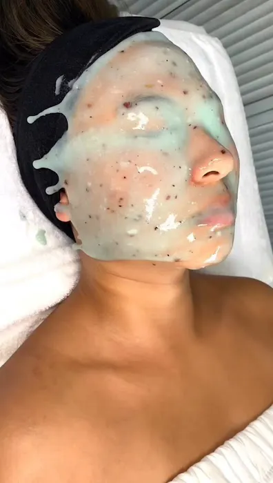 Glow Ahead Skin Lab Picture 8