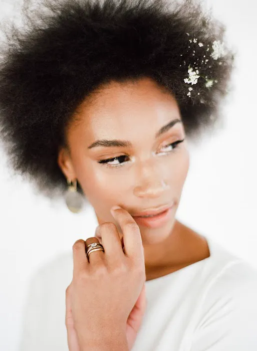 Nikki Roth Studio Picture 2