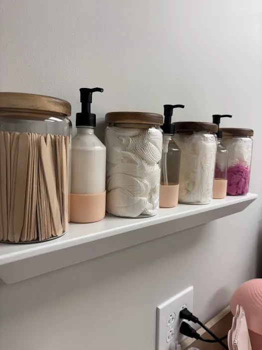 Skin by Sarah Picture 9