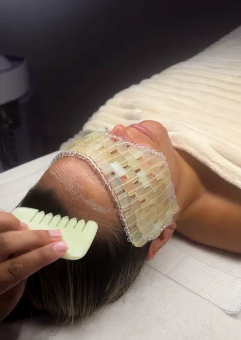 Q’kare beauty - Acne Specialist Auburn Massachusetts Picture 2