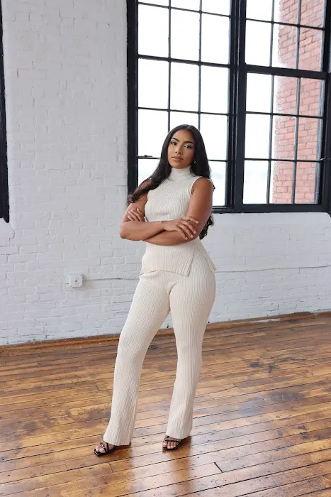 Radiant by Raquel Picture 7