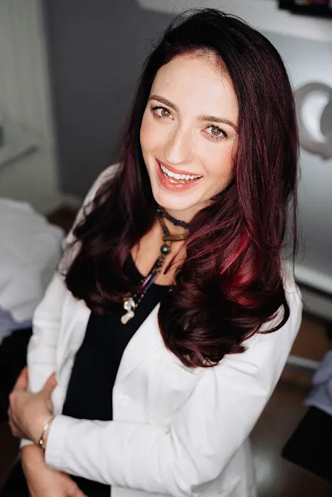 DH Estetika Waltham Picture 2