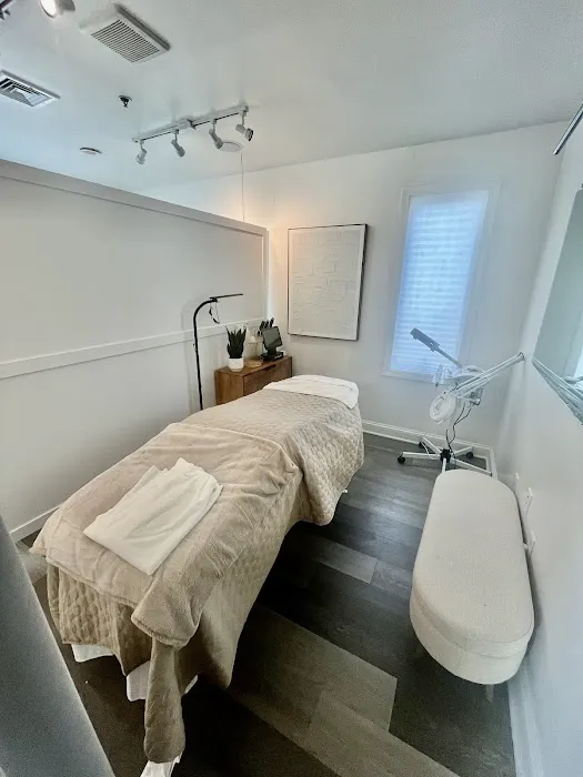 Glow by the Bay Skincare Picture 2