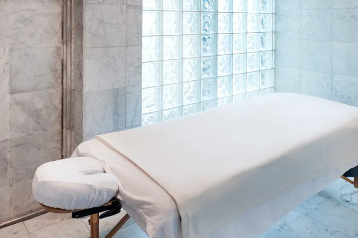 Lavinia Borcau Skin Care Picture 9