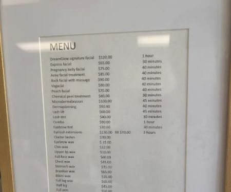 DreamGlow Aesthetics skin studio/photography