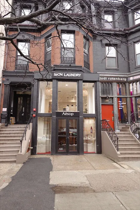 Skin Laundry - Newbury Street Picture 3