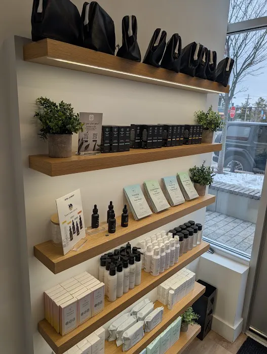 Skin Laundry - Arsenal Yards Picture 2