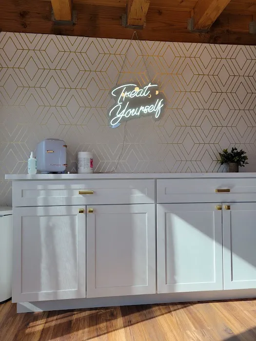 Aesthetics Exchange Skin Care Picture 6