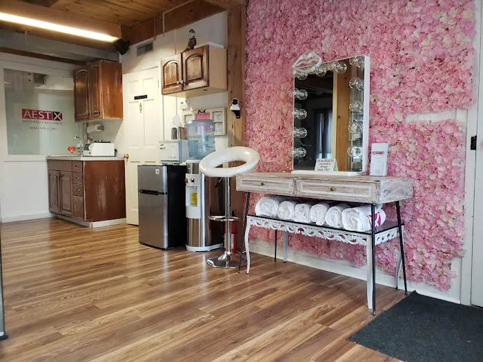 Aesthetics Exchange Skin Care Picture 5