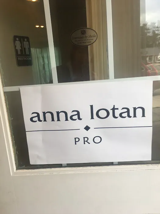 Sheila Nicholas Skincare & Cosmetics Picture 5