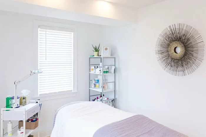 CaitlinBethSkinStudio Picture 2