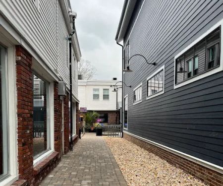 Ari's Aesthetics & Academy