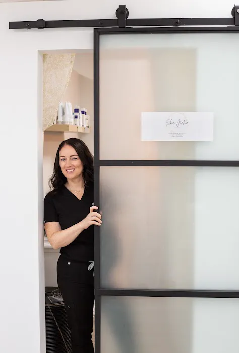 Skin Junkee Picture 2