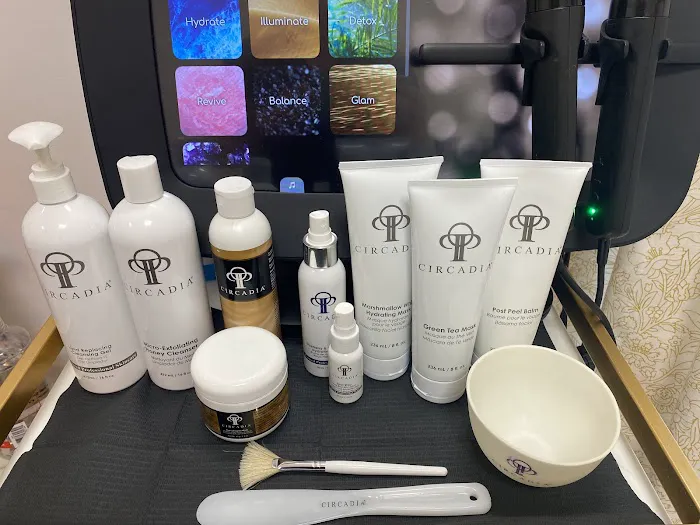 Skin Junkee Picture 1