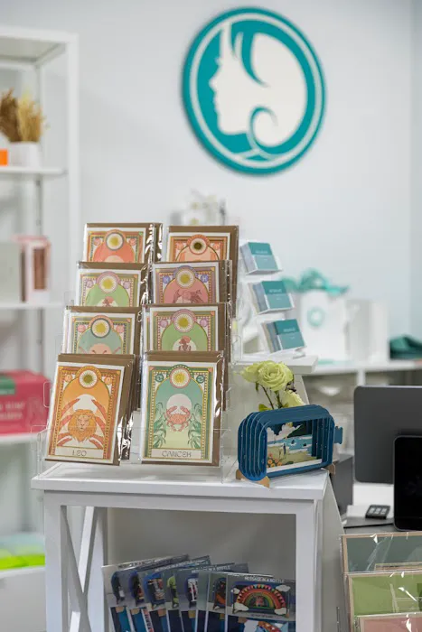 Boston Microneedling / BM Skincare + Boutique Picture 5