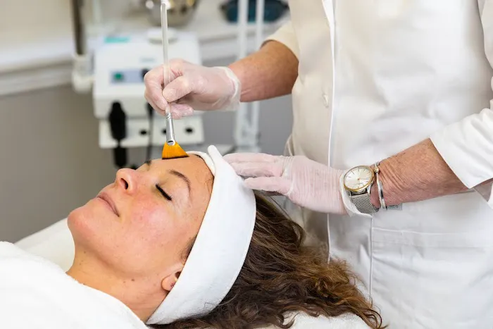 Luminaria Aesthetics Picture 6