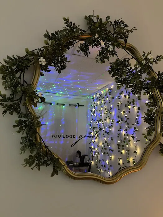 Pearl Moon Beauty Studio Picture 5