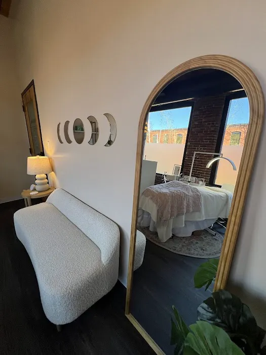 Everglow Esthetics Picture 1