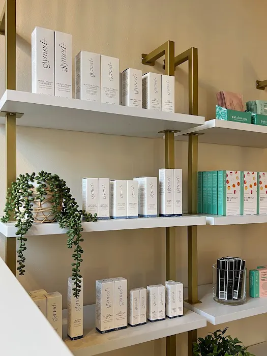 Everglow Esthetics Picture 3