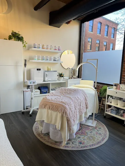 Everglow Esthetics Picture 2