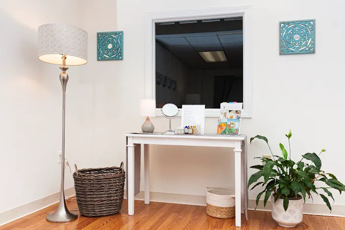 Flora Skincare Studio and Spa Picture 4