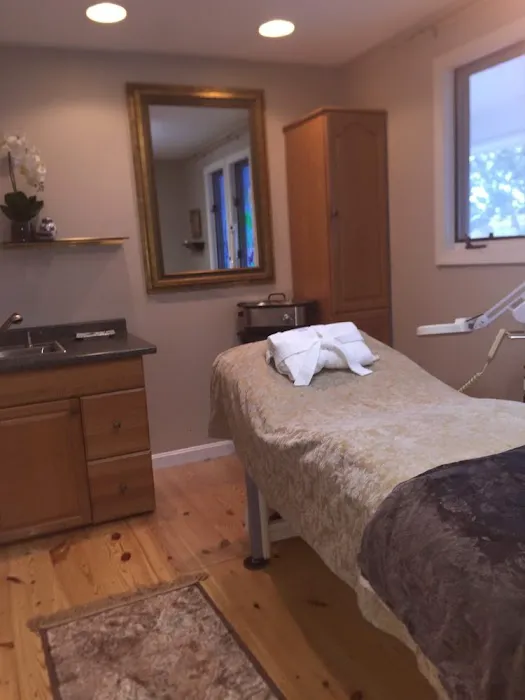 Emily Michael Too Skin Care/PureVitelle Clinic Picture 5