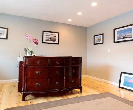 Emily Michael Too Skin Care/PureVitelle Clinic