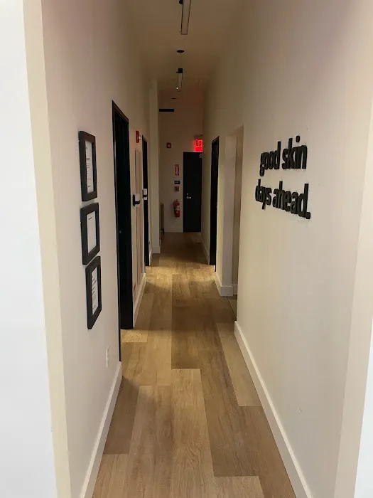 Skin Laundry - MarketStreet Lynnfield Picture 10