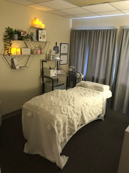 Violet James Esthetics Picture 1