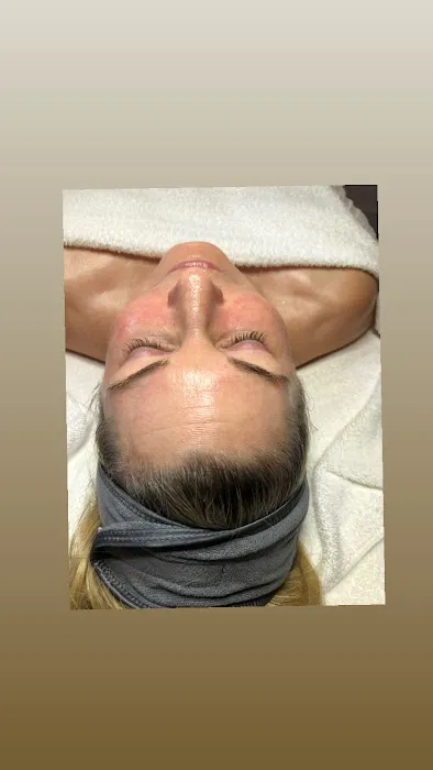 KD Gloss Aesthetics Picture 4