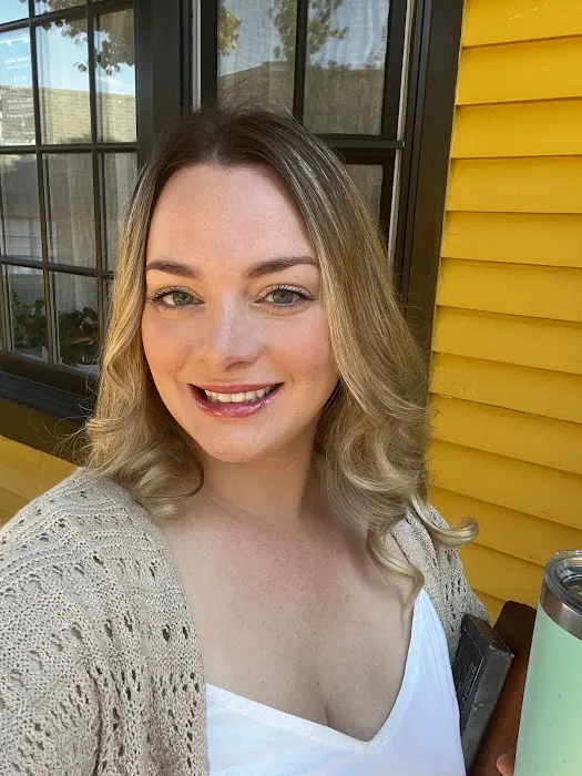 Studio Bloom Skincare Picture 3