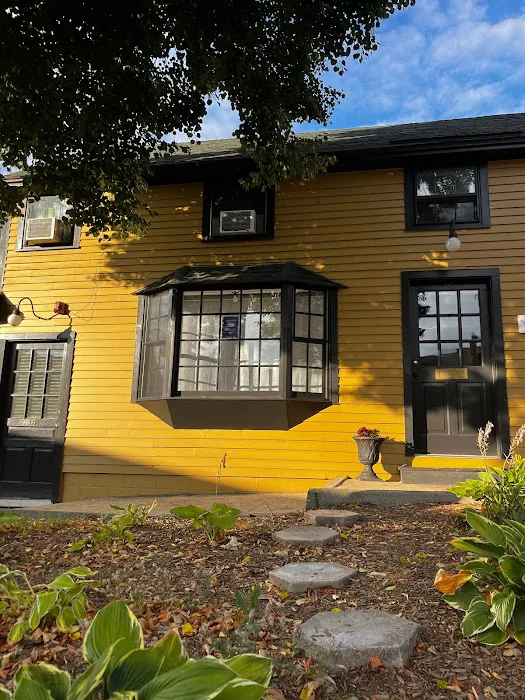 Studio Bloom Skincare Picture 10