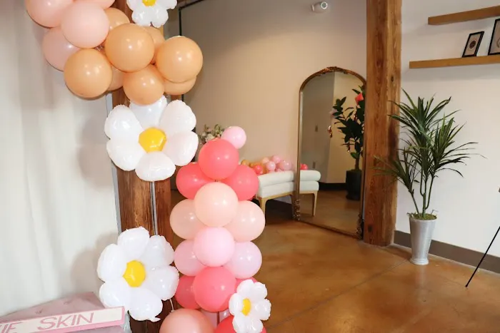 Kenzie Skin Picture 6