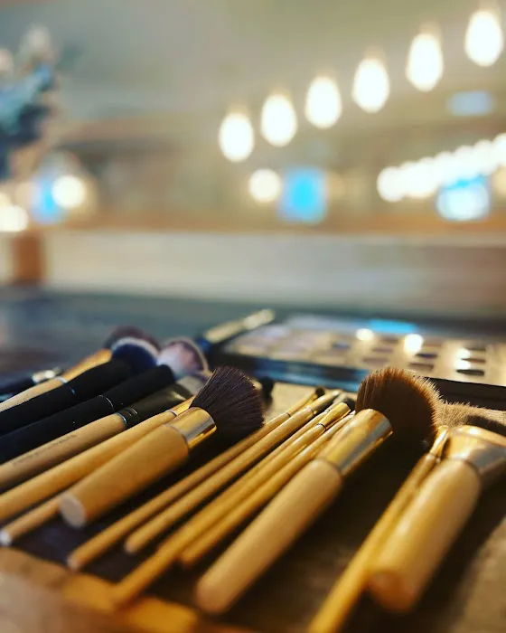 Aesthetics by Allie Picture 6