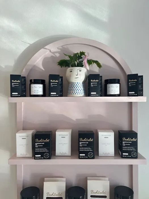 Aesthetics by Allie Picture 2