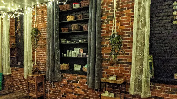 Heather Adams Picture 2