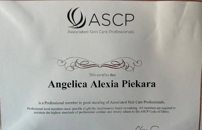 Angelica's Beauty Bar Picture 8