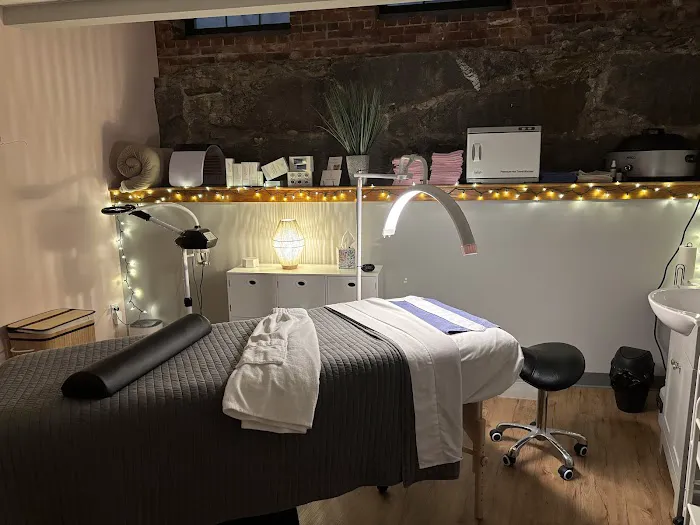 Queens Court Aesthetics Picture 1