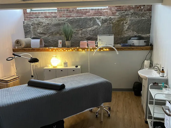 Queens Court Aesthetics Picture 4