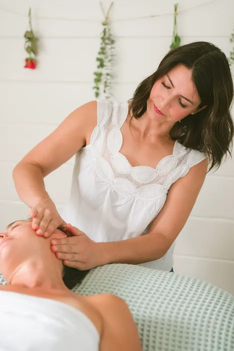 Therin Holistic Beauty Picture 1