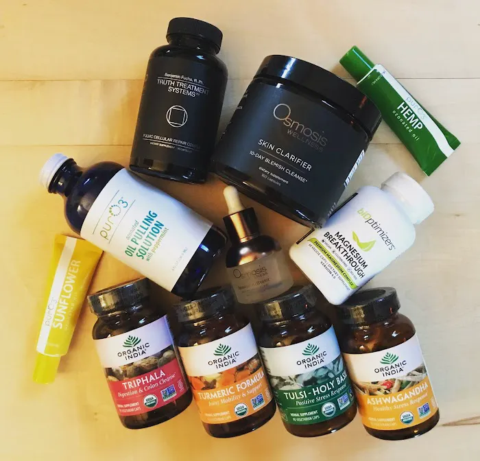 Theia Skin Studio Picture 8