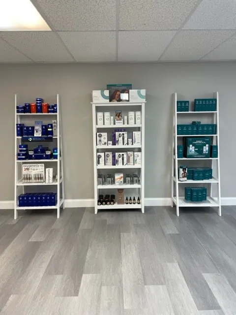 Hideaway IV & Aesthetics Picture 1