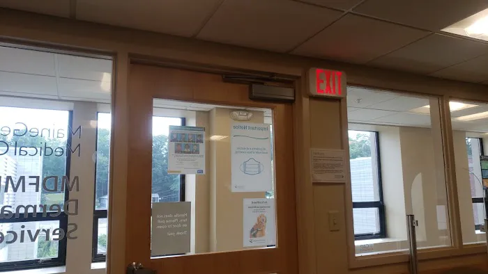 MDFMR Dermatology Services Picture 8