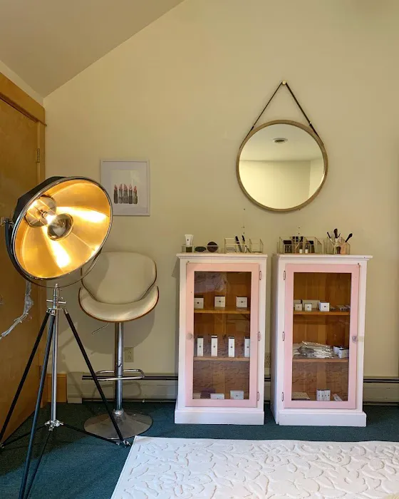 M Kelley Skincare: Mackenzie Kelley Picture 5