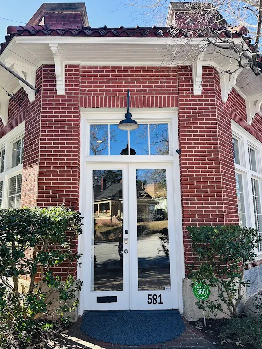 Ashleigh Jane Esthetics Picture 1